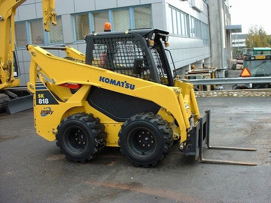 Download Komatsu SK818-5(ITA) Skid Steer Loader Operation and Maintenance Manual S/N 37BF50111-UP