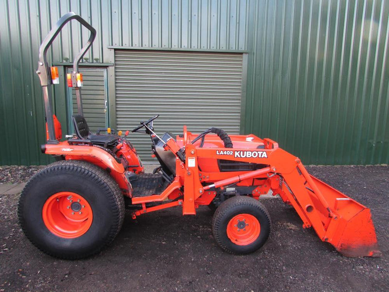 Kubota B2710 B2910 B7800 Tractor Operators and Maintenance Manual