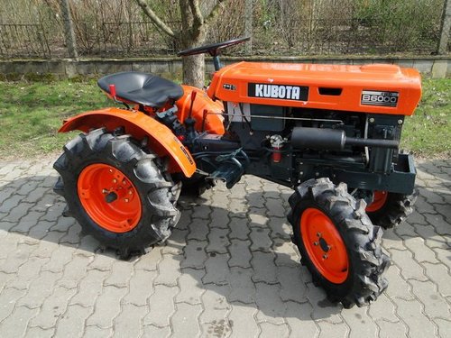 Kubota B6100E Tractor Service Repair Manual