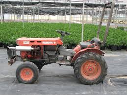 Kubota B7100HST Tractor Service Repair Manual