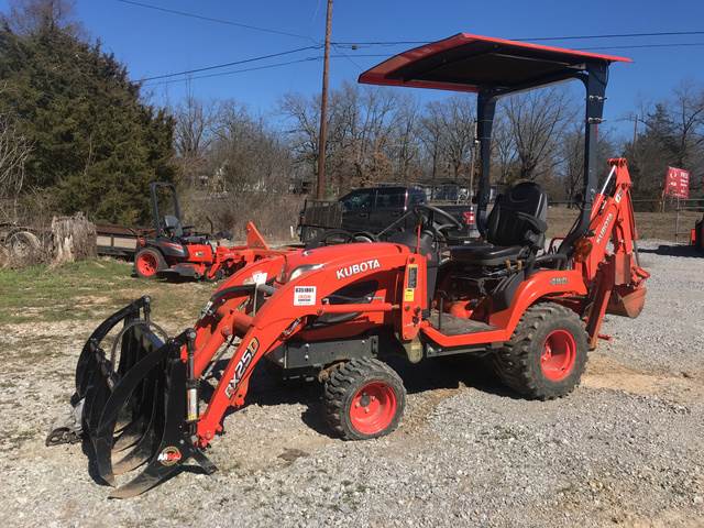 Kubota BX25DLB, LA240A, BT602 Tractor Owners Operators Manual
