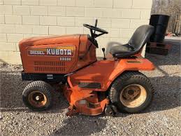 Kubota G3200, G4200, G4200H, G5200H, G6200H Lawn & Garden Tractor Workshop Service Repair Manual