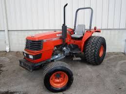 Kubota M5400 Tractor Service Repair Manual