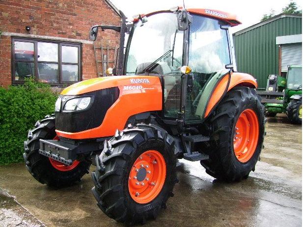 Kubota M6040, M7040, M8540, M9540 Tractor Owners Operators Manual