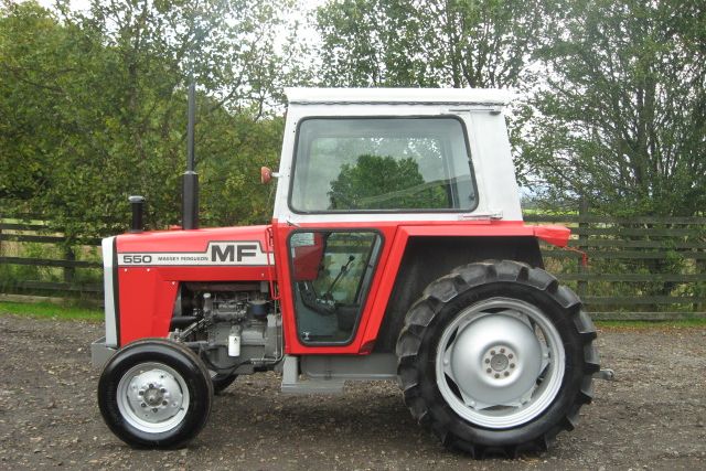 Massey Ferguson 550 565 575 590 Tractor Workshop Service Repair Manual