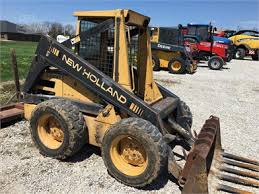New Holland L781, L784, L785 Skid Steer Loader Service Repair Manual PDF