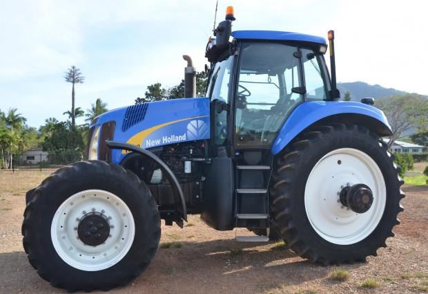 New Holland T8010 T8020 T8030 T8040 T8050 Series Tractor Illustrated Master Parts List Manual