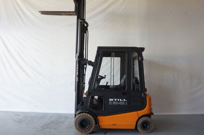Still R60-22i, R60-25i, R60-30i Forklift Truck Series R6036, R6037, R6038, R6039 Operating Manual