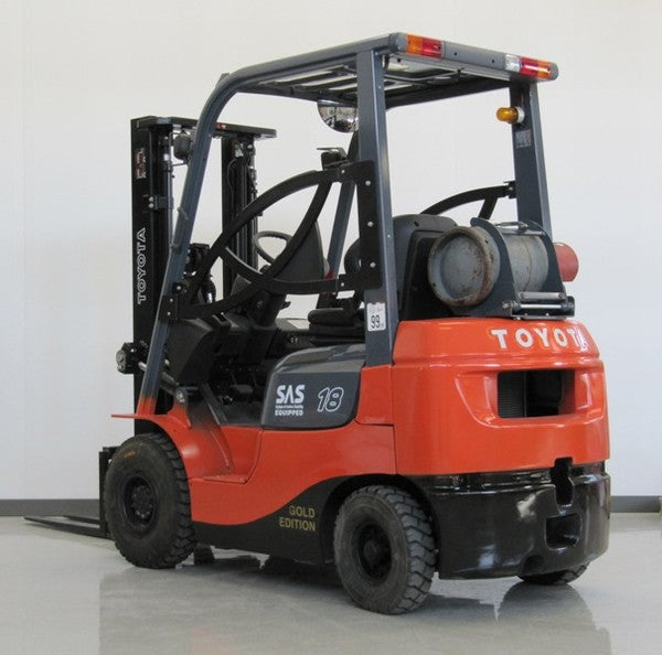 Manuale D'uso E Manutenzione Per Carrello Elevatore Toyota Serie 7FGF, FDF, FGJ, FDJF (15-35)
