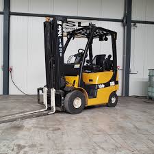 Yale GLP16VX, GLP18VX, GLP20SVX, GDP16, 18VX, GDP20SVX Forklift Truck C810 Series Parts Manual (EU)